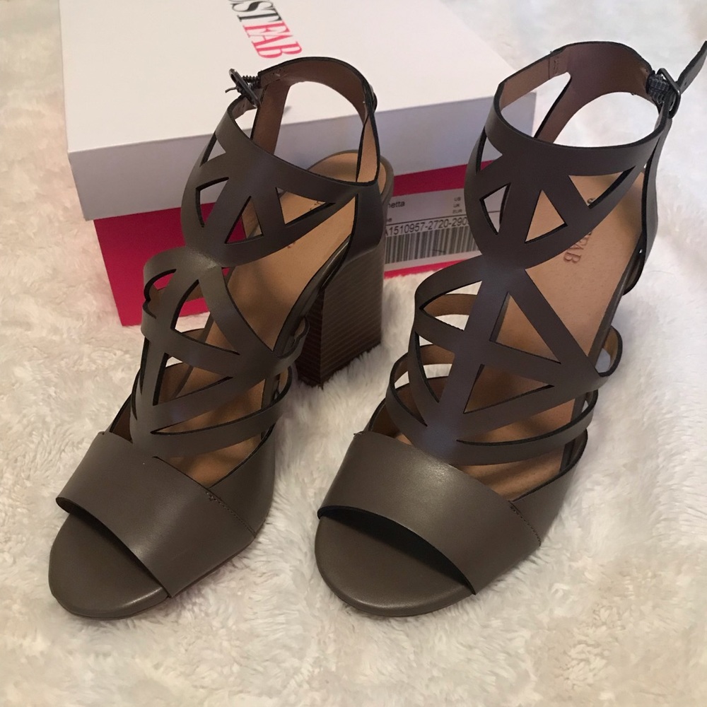 JustFab caged taupe heels